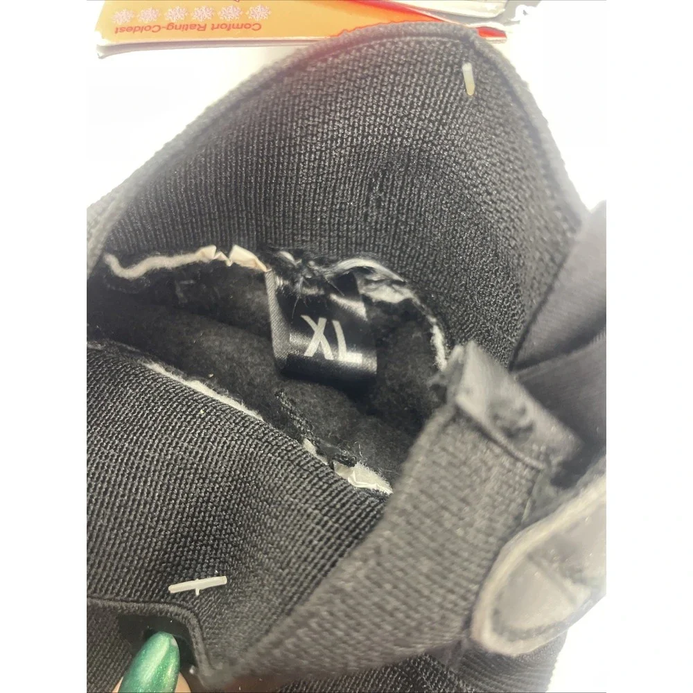 pair of‎ SteepGear Winter Hawk full-finger gloves